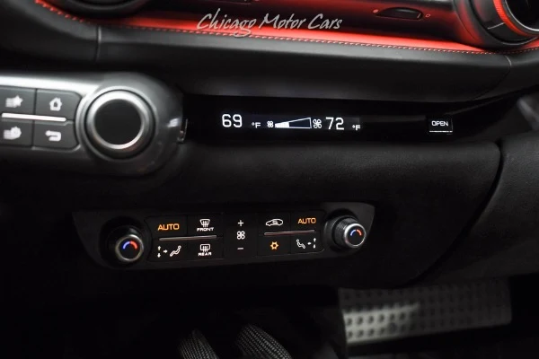 2020 Ferrari 812 Superfast, 19/20