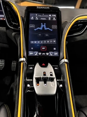 2026 Ferrari Roma Spider, 13/20