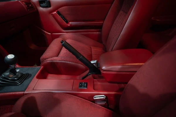 1990 Ford Mustang GT (Fox Body), 19/20