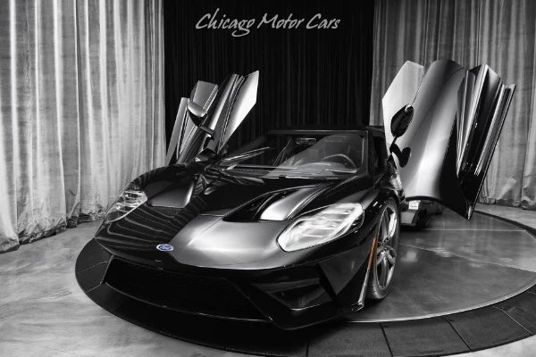 Ford GT (2nd Generation) photographed at Chicago Motor Cars