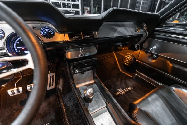 1968 Ford Mustang Fastback Boss 557 Restomod, 14/20
