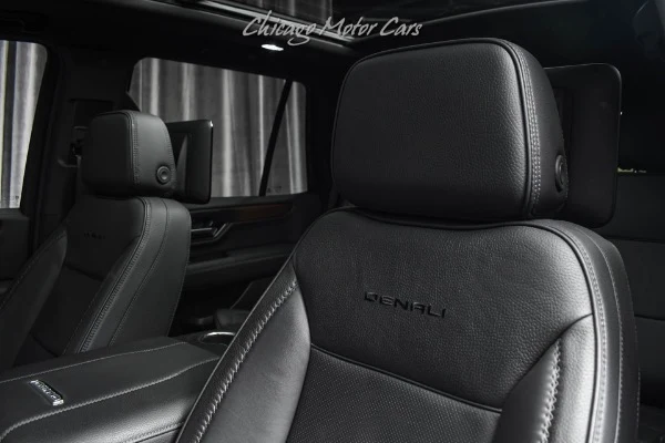 2025 GMC Yukon Denali, 18/20