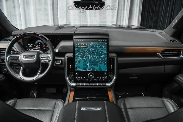 2025 GMC Yukon Denali, 20/20