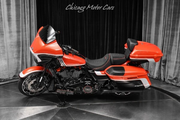 2024 Harley-Davidson CVO Street Glide FLHXSE, 3/20