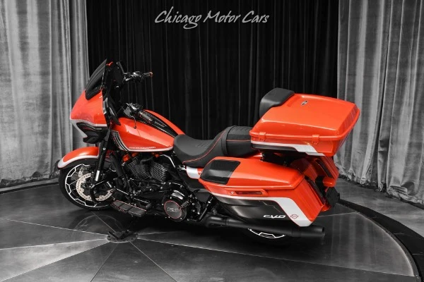 2024 Harley-Davidson CVO Street Glide FLHXSE, 4/20