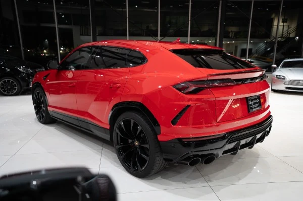 2022 Lamborghini Urus, 2/20