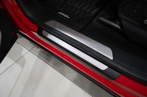 2022 Lamborghini Urus, 8/20