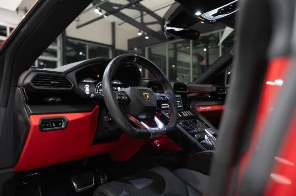 2022 Lamborghini Urus, 14/20
