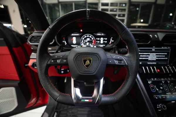 2022 Lamborghini Urus, 15/20