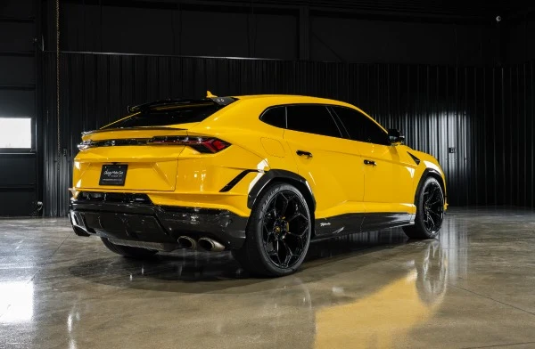 2024 Lamborghini Urus Performante, 3/20