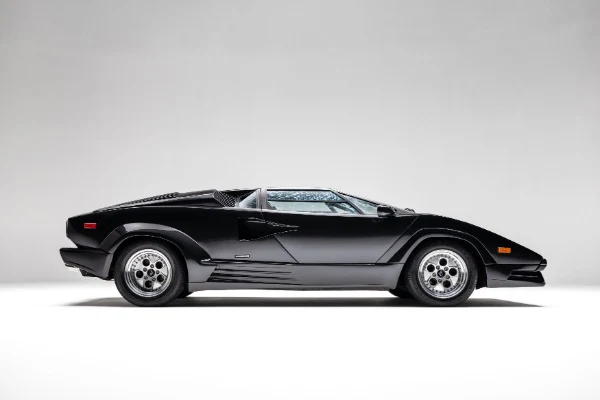 1989 Lamborghini Countach 25th Anniversary, 3/20