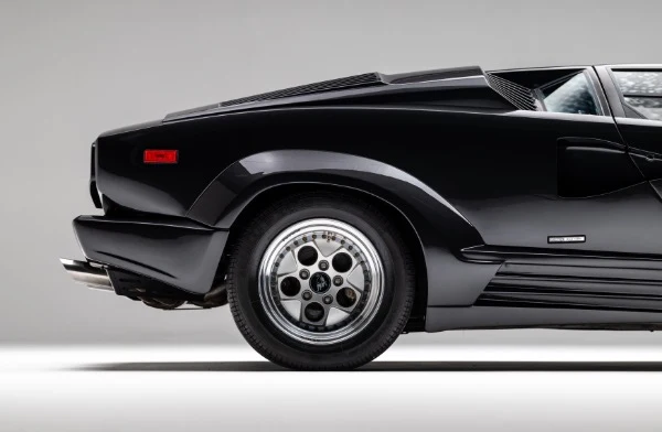 1989 Lamborghini Countach 25th Anniversary, 4/20