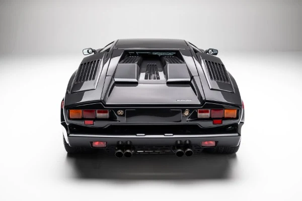 1989 Lamborghini Countach 25th Anniversary, 8/20