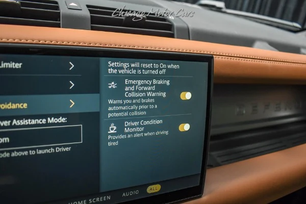 2025 Land Rover Defender 110 OCTA, 18/20