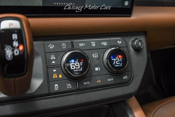 2025 Land Rover Defender 110 OCTA, 20/20