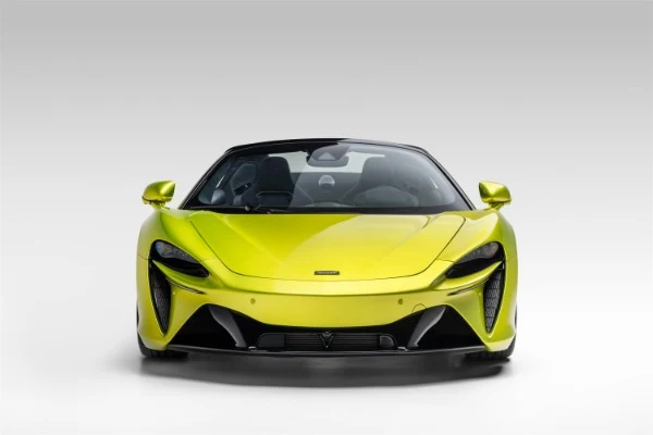 2025 McLaren Artura Spider, 17/20