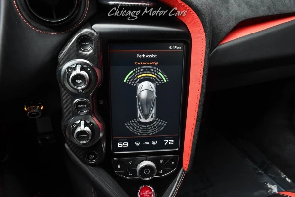 2022 McLaren 720S Performance, 17/20