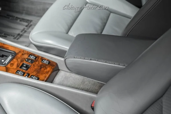 1990 Mercedes-Benz 300 CE AMG (W124), 16/20