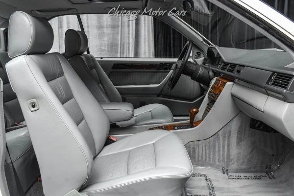 1990 Mercedes-Benz 300 CE AMG (W124), 19/20