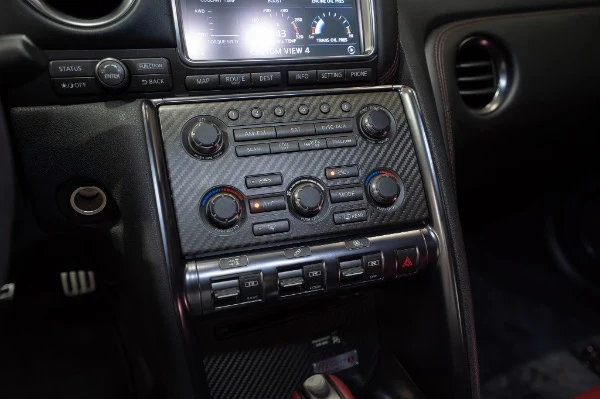 2016 Nissan GT-R Nismo (R35), 19/20