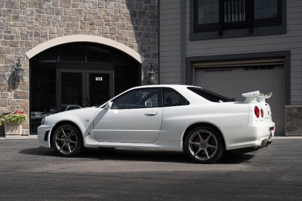 2002 Nissan Skyline GT-R M-Spec Nür (R34), 2/20