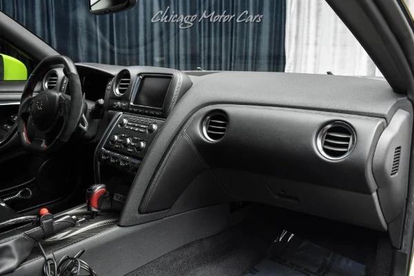 2013 Nissan GT-R (R35), 19/20
