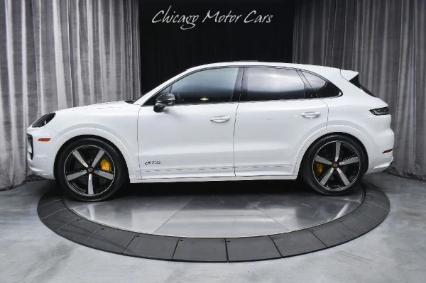2025 Porsche Cayenne GTS (E3), 2/20