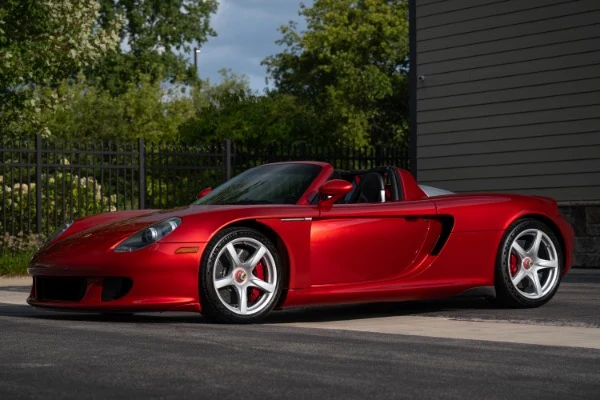 2005 Porsche Carrera GT, 3/20