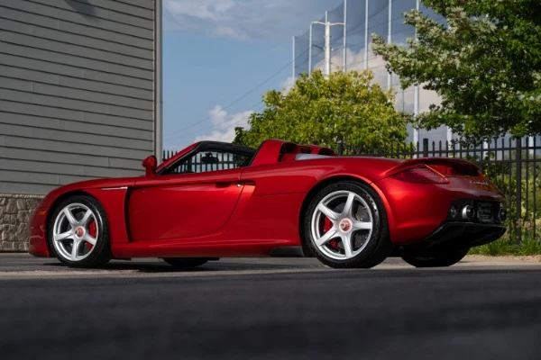 2005 Porsche Carrera GT, 9/20