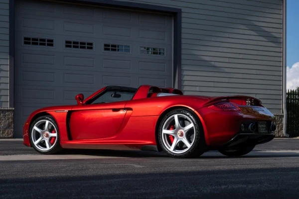 2005 Porsche Carrera GT, 10/20
