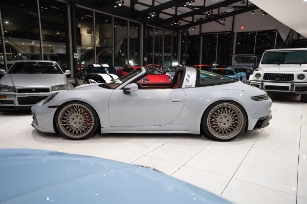 2024 Porsche 911 Targa 4 GTS (992.1), 2/20