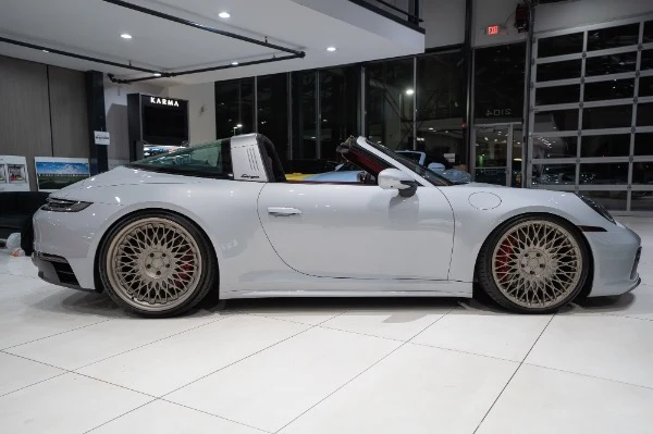 2024 Porsche 911 Targa 4 GTS (992.1), 8/20