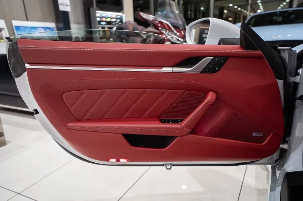 2024 Porsche 911 Targa 4 GTS (992.1), 12/20