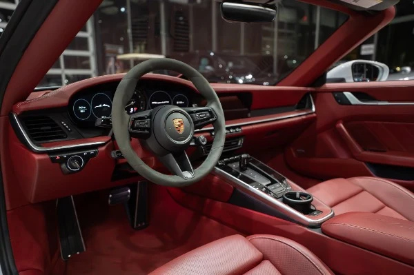 2024 Porsche 911 Targa 4 GTS (992.1), 20/20