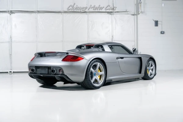 2005 Porsche Carrera GT, 6/20