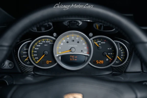 2005 Porsche Carrera GT, 11/20