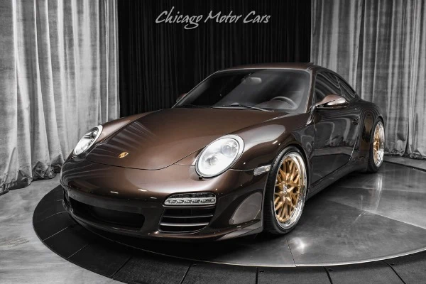 Porsche 911 Carrera 4S (997.2) photographed at Chicago Motor Cars