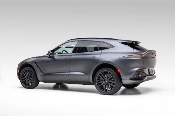 2022 Aston Martin DBX V8, 5/30