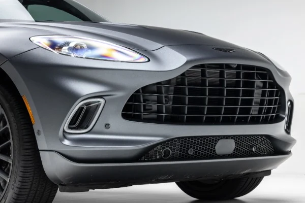 2022 Aston Martin DBX V8, 16/30