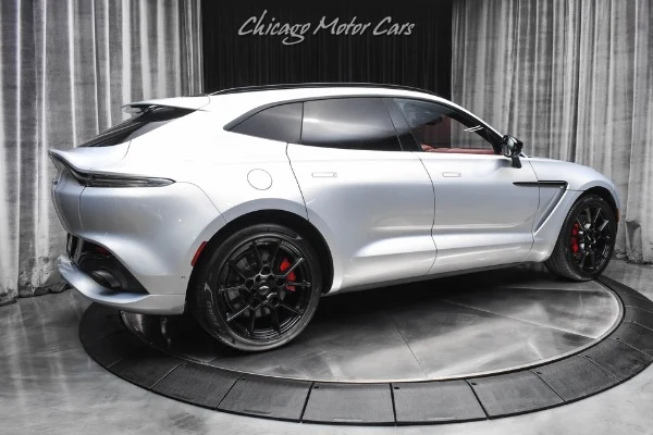 2022 Aston Martin DBX V8, 5/30