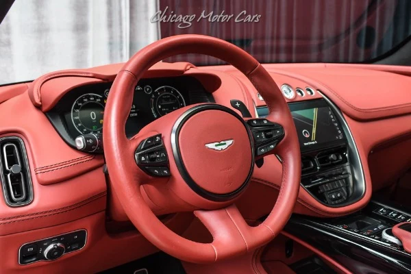 2022 Aston Martin DBX V8, 9/30