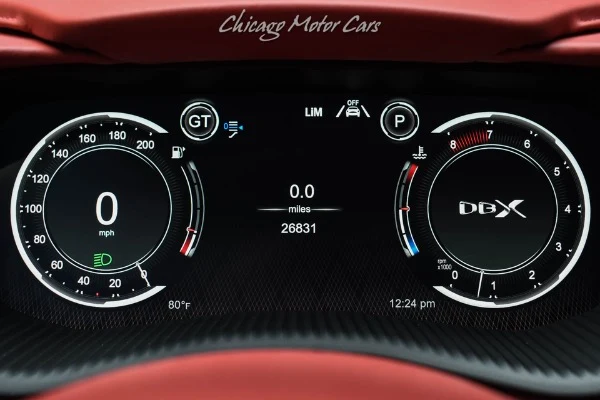 2022 Aston Martin DBX V8, 10/30