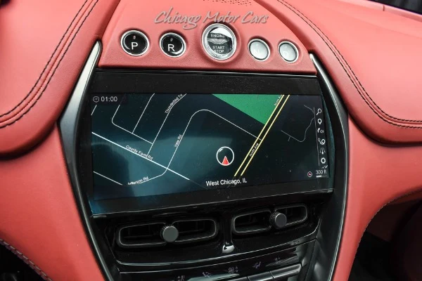 2022 Aston Martin DBX V8, 12/30