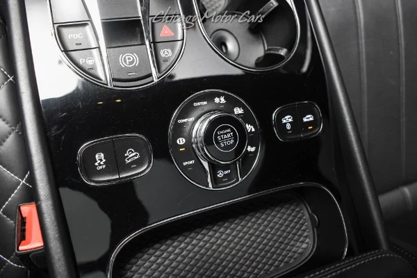 2017 Bentley Bentayga W12 First Edition, 23/30