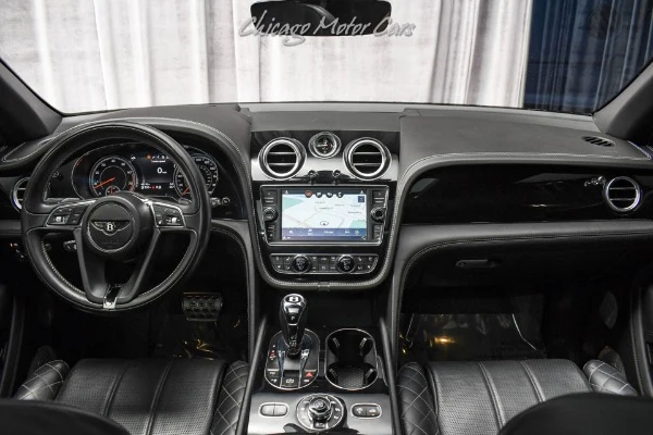 2017 Bentley Bentayga W12 First Edition, 28/30