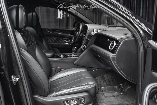 2017 Bentley Bentayga W12 First Edition, 29/30
