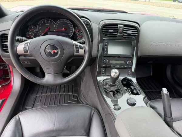 2010 Chevrolet Corvette ZR1 3ZR (C6), 7/10
