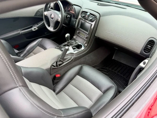 2010 Chevrolet Corvette ZR1 3ZR (C6), 9/10