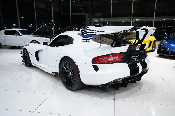 2016 Dodge Viper ACR Extreme, 2/30