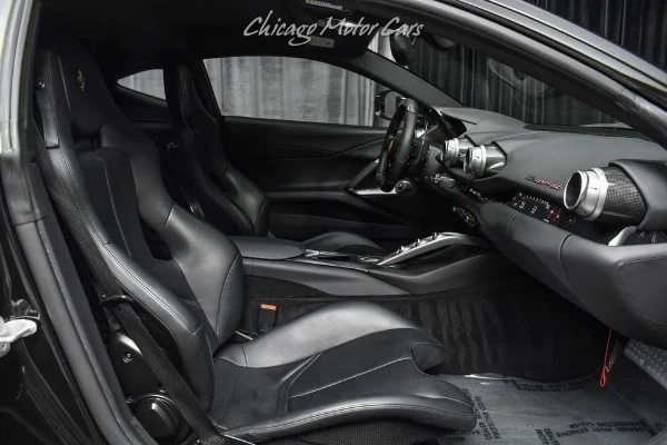 2019 Ferrari 812 Superfast, 24/30